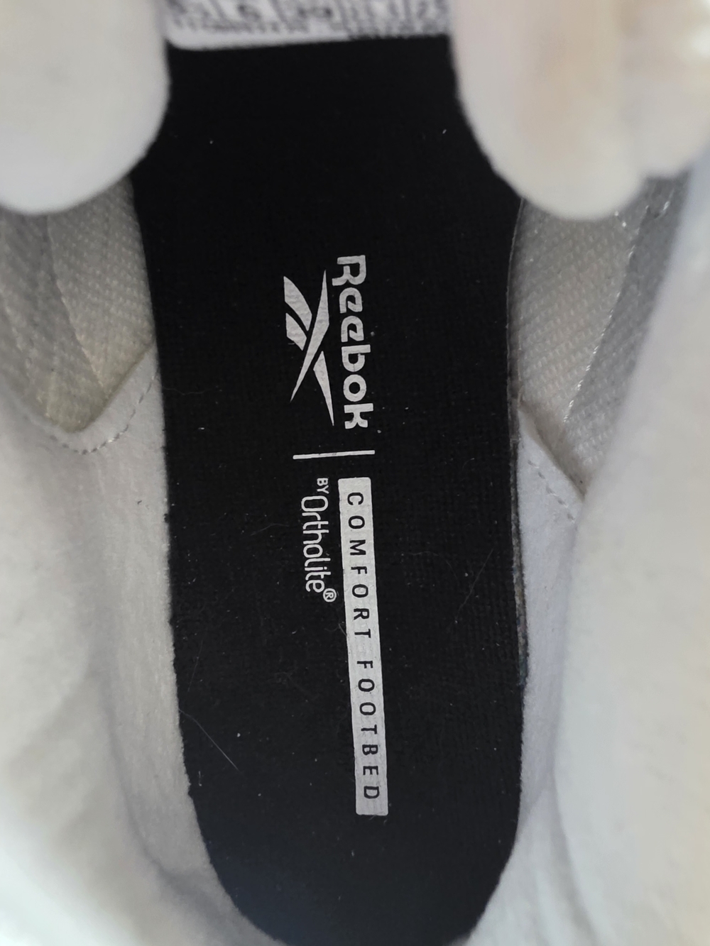 Reebok Classic White & Beige Leather Sneakers Brand NEW - Picture 4 of 5